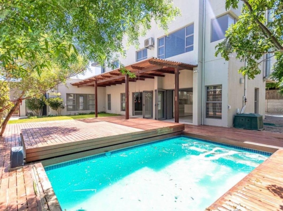 5 Bedroom Property for Sale in Sunset Beach Western Cape